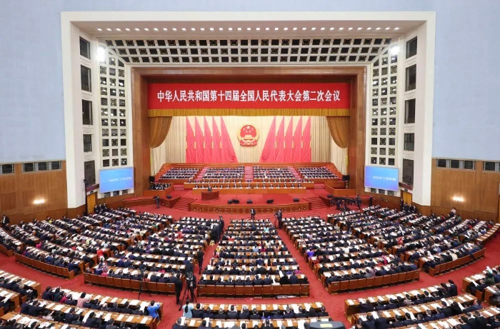 政府工作报告极简版来了！只有700字